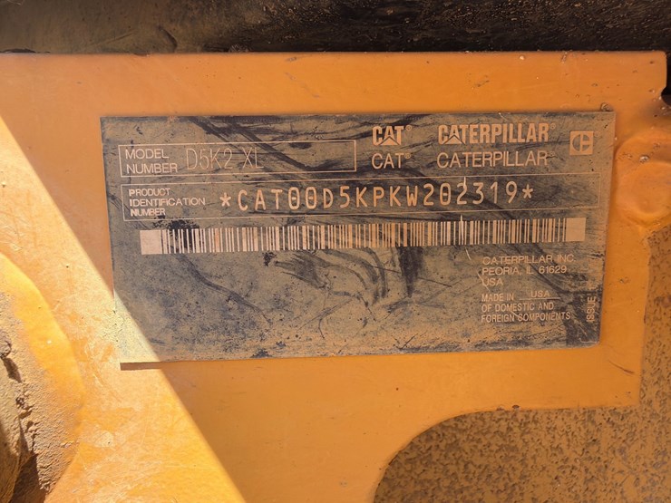 2016-caterpillar-d5k2-xl-image-23