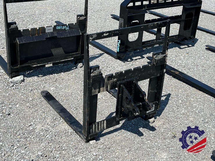 unused-2026-future-crawler-excavator-forks-image-3