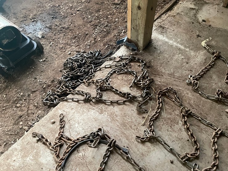 #1241-•-(2)-sets-of-tire-chains-image-2