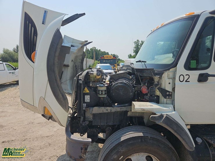 2008-international-workstar-7400-image-32