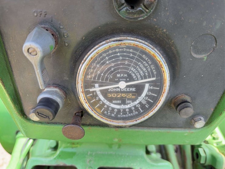 john-deere-730-image-44