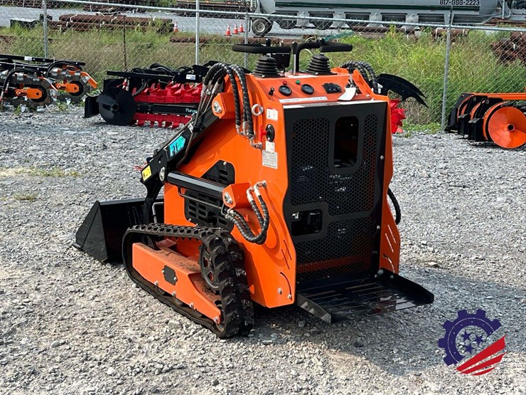 unused-2026-future-ft36c-skid-steer-loader---[skid-steer-loaders]-mini-skid-steer-image-13