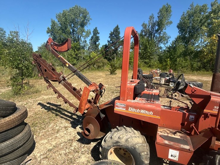 ditch-witch-3210-image-7