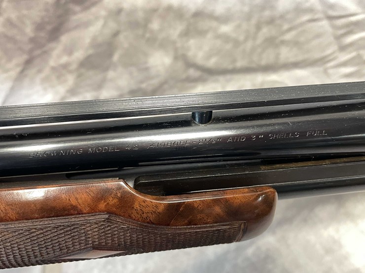 #10652-•-browning-model-42,-410-ga.-pump-action-shotgun,-sn:-03437nz982-image-11