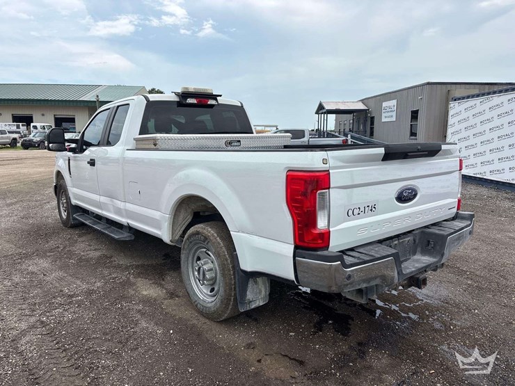 2018-ford-f250-image-4