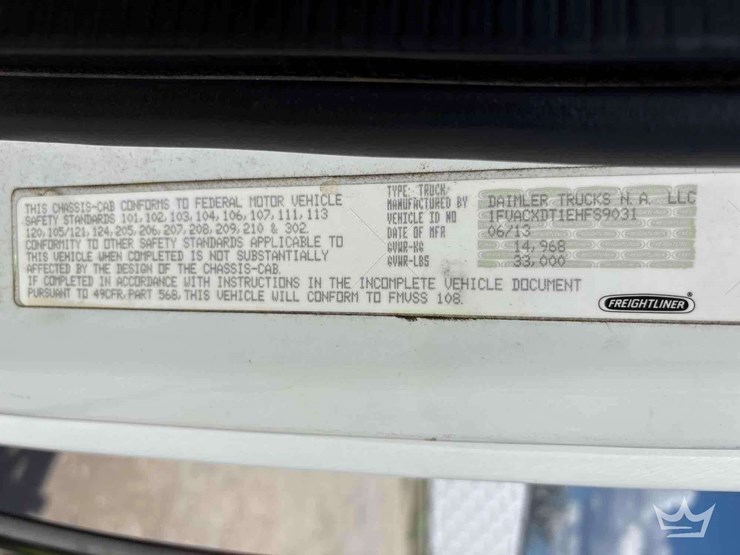 2014-freightliner-m2-106-image-5