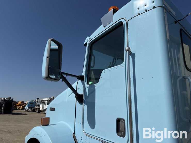 2007-kenworth-t800-image-10