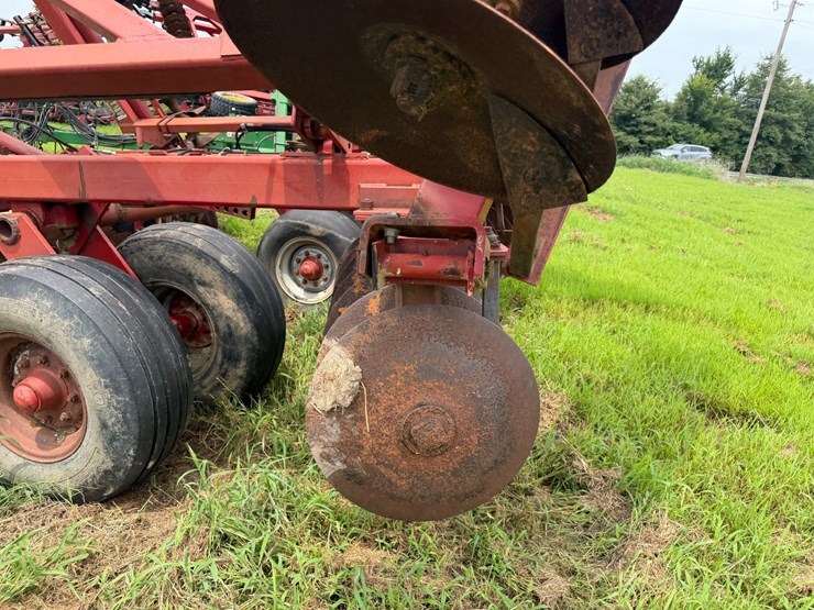case-ih-3950-image-24