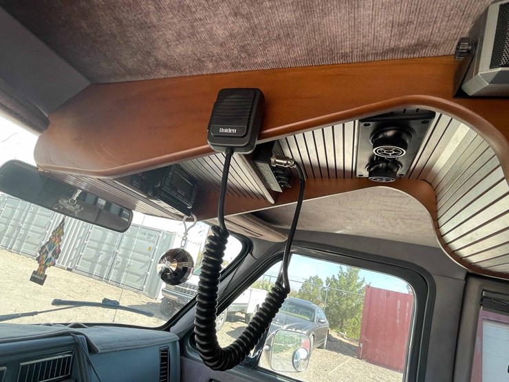 1988-chevrolet-g20-image-34