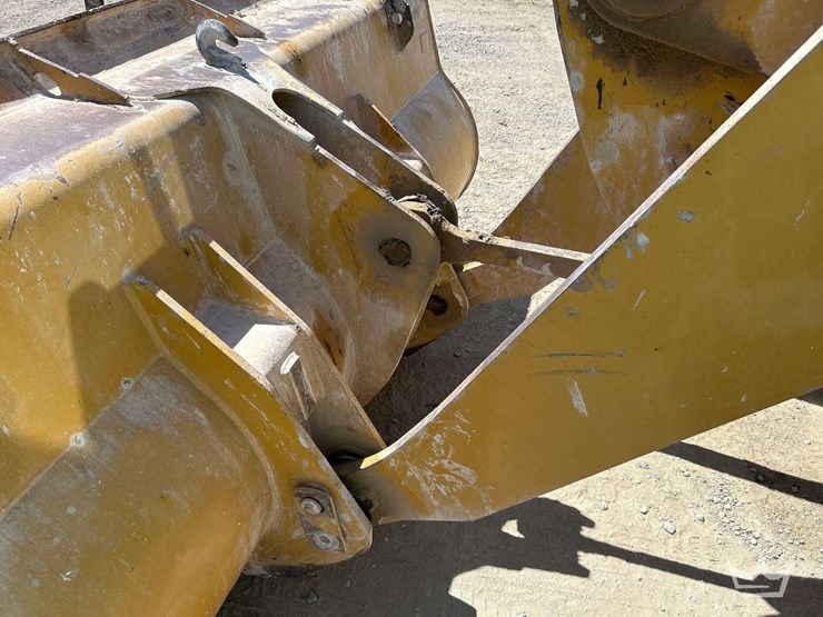 2002-caterpillar-924g-articulated-wheel-loader-image-20