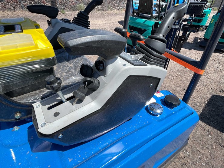 #2450-•-2026-cfg-dm20ym-mini-excavator-image-17