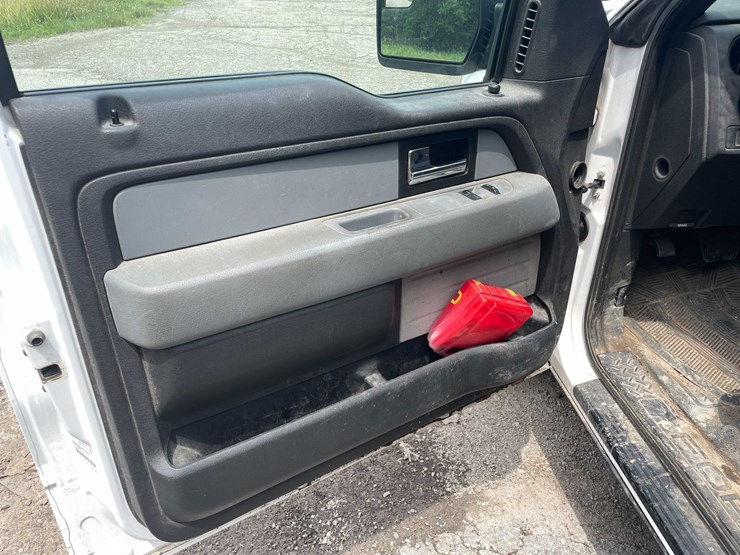 2014-ford-f150-xl-image-45