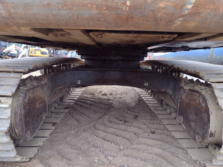 05-volvo-160b-lc-excavator-(qea-4903)-image-27