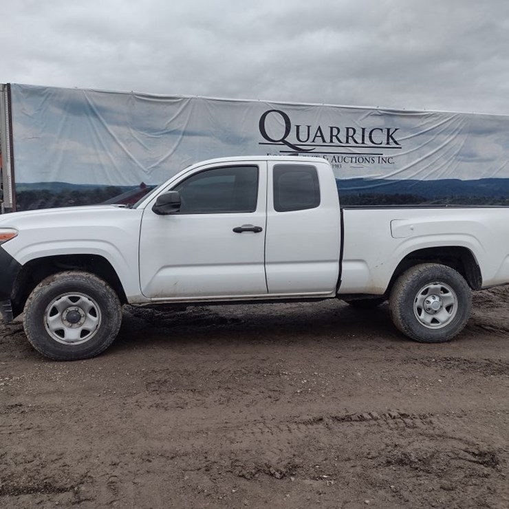 18 Toyota Truck^TITLE^ (QEA 4649)