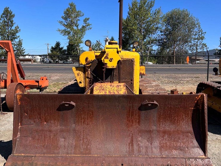 caterpillar-d7-image-2