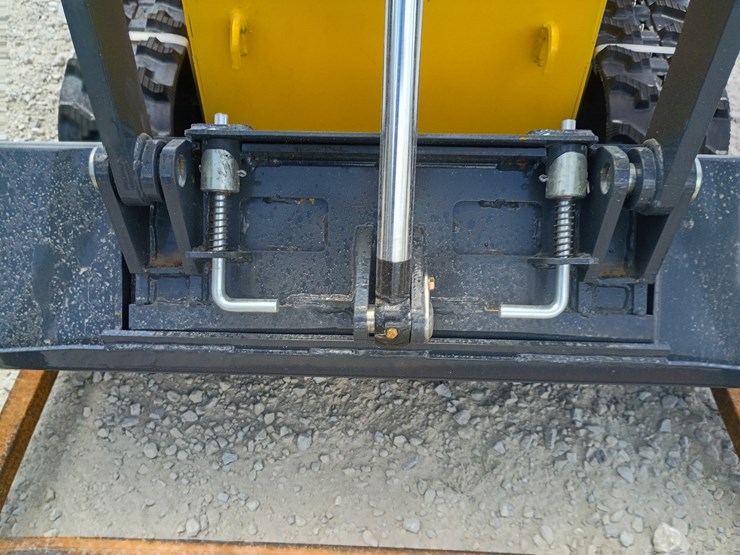 #l63-013-•-2026-zjg-380-mini-skid-steer-image-17