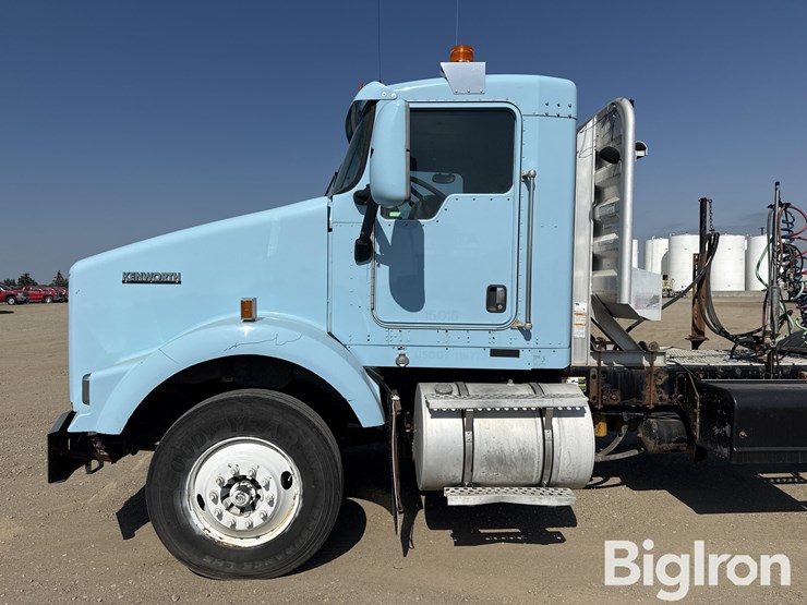 2007-kenworth-t800-image-9