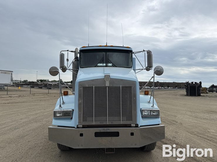 1998-kenworth-t800-image-2