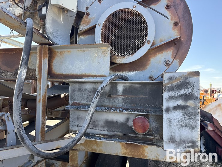 hnb-7.3x30-250-tph-drum-dryer-on-tri/a-carrier-image-19