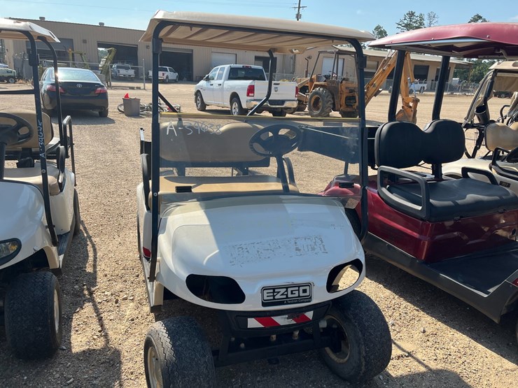 #39638-•-2021-ezgo-txt-golfcart-|-for-parts/repairs-image-2