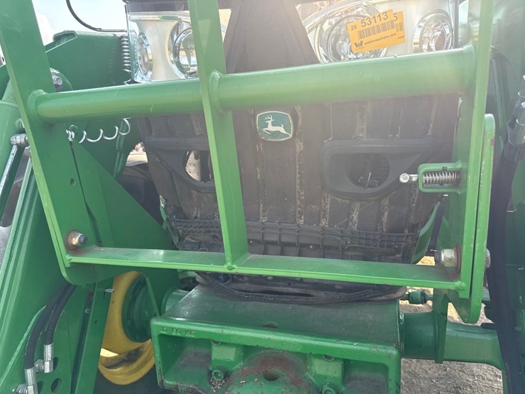 john-deere-6125m-image-34