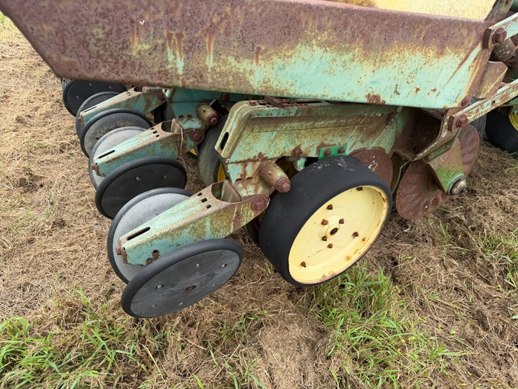john-deere-530-image-18