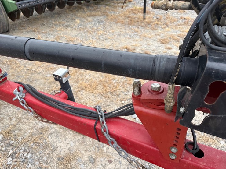 2017-new-holland-bc5070-image-37
