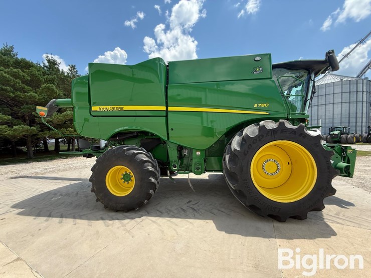 2022-john-deere-s780-image-4