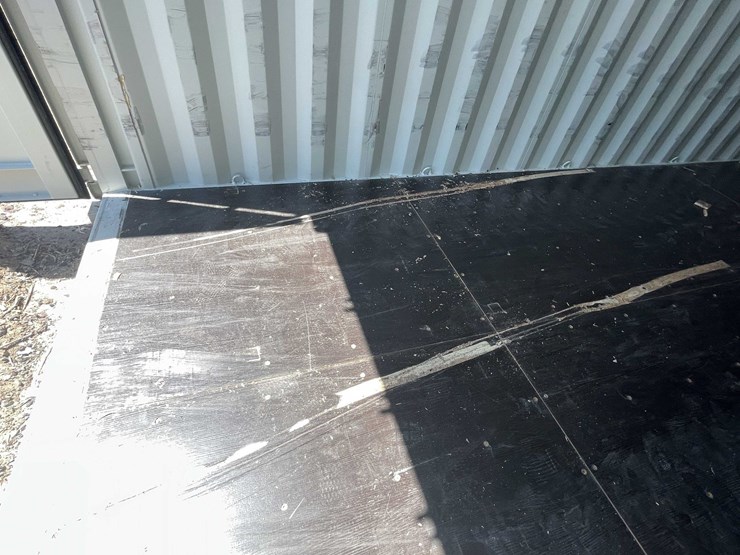 #2352-•-40'-high-shipping-container-image-25