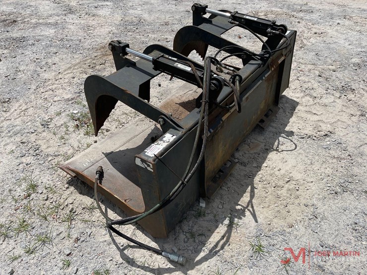 71"-hydraulic-grapple-bucket-skid-steer-attachment-image-5
