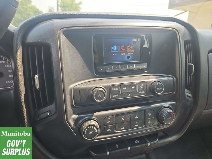 2014-chevrolet-silverado-1500-image-17
