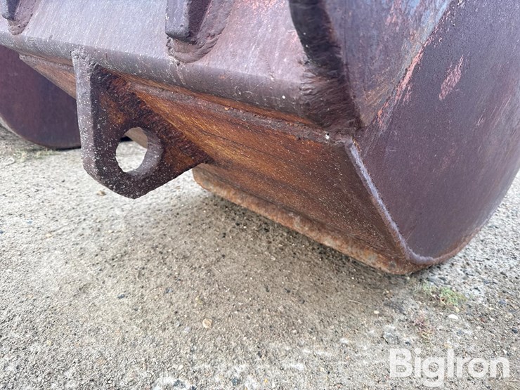 excavator-bucket-image-12