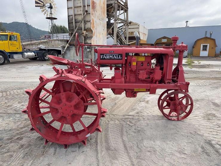 farmall-f-20-image-6