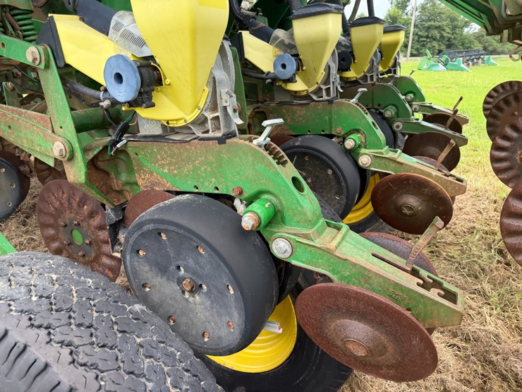 john-deere-1790-image-48