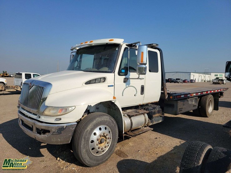international-durastar-4400-image-5