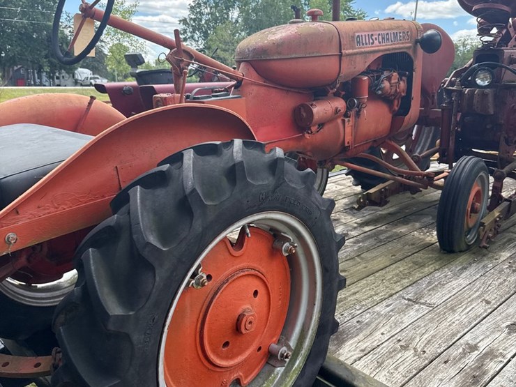 #30-•-allis-chalmers-model-b-image-3