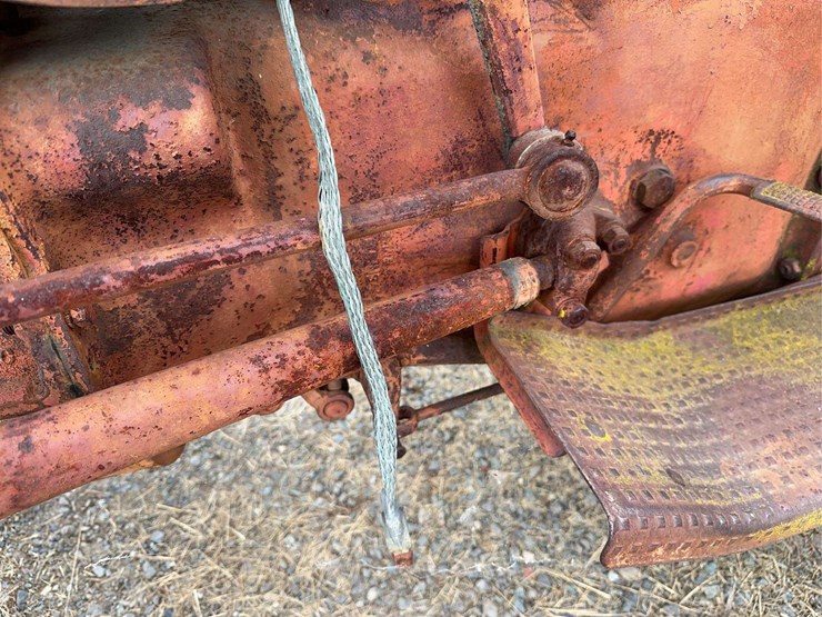ford-8n-image-13