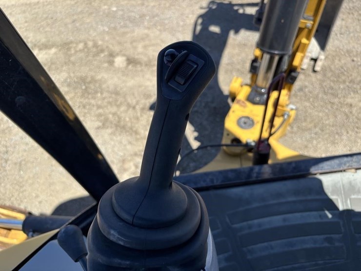 2007-caterpillar-420e-image-49