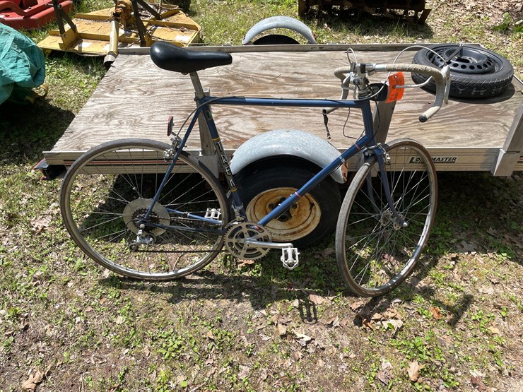 #6176-•-(2)-bicycles-image-2
