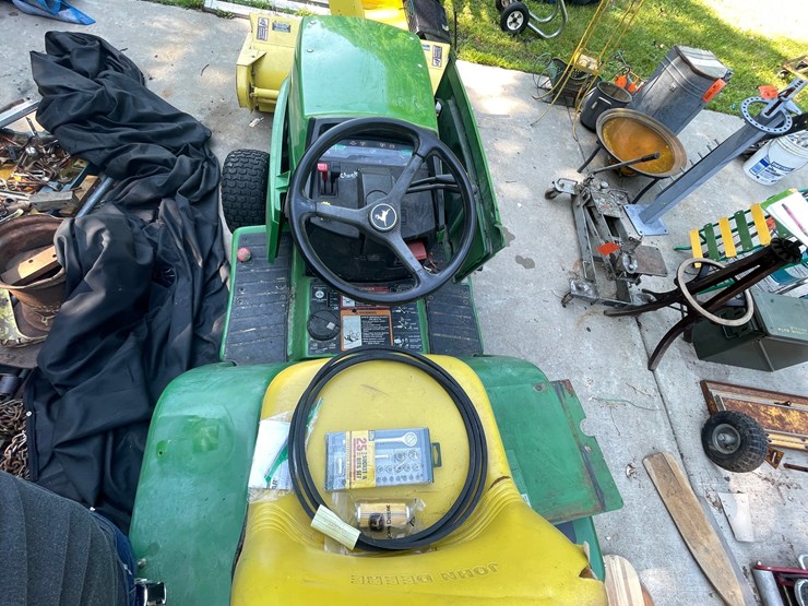 john-deere-425-image-9
