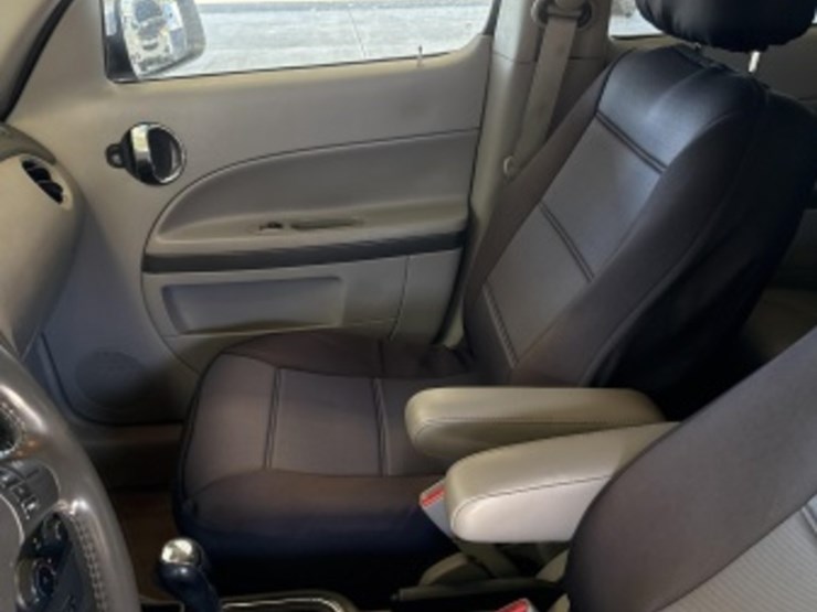 2011-chevrolet-hhr-image-21
