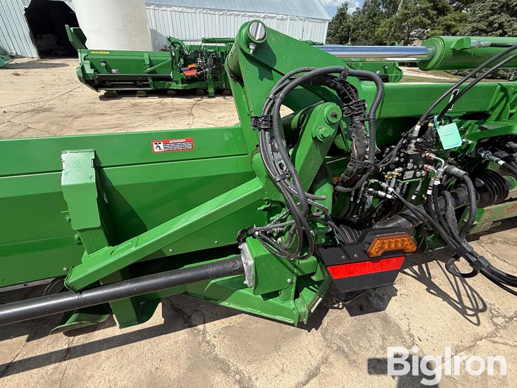 2022-john-deere-c12f-image-9