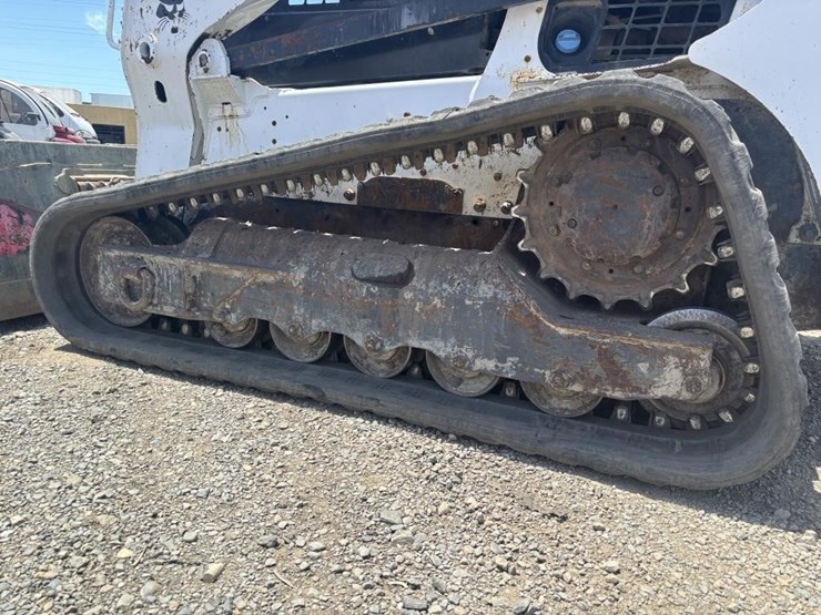 2019-bobcat-t770-image-17