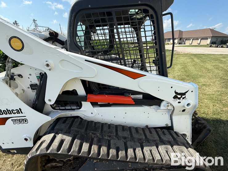 2019-bobcat-t650-image-9