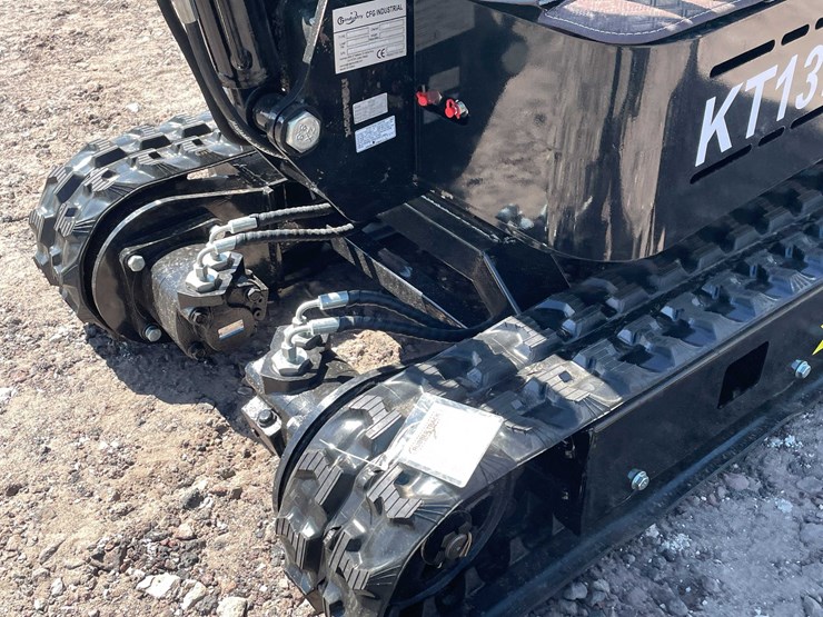 #2457-•-2026-cfg-kt13r-mini-excavator-image-18