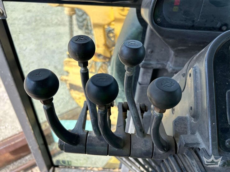 2007-volvo-g930-image-13