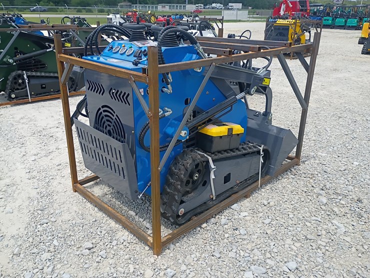 #l63-021-•-2026-zjg-380-mini-skid-steer-image-4