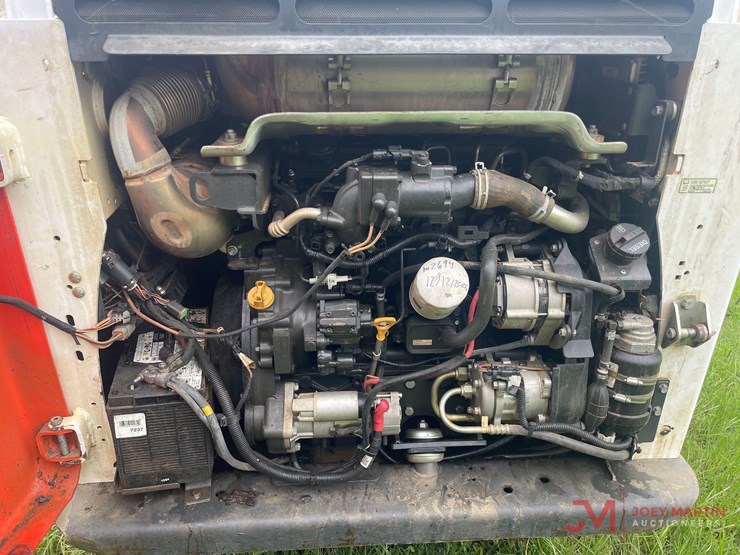 2019-bobcat-t770-image-11