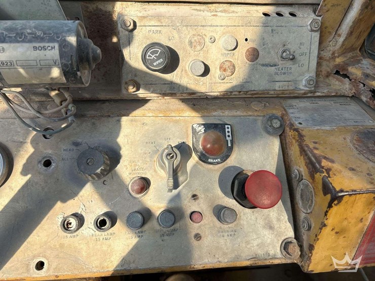 1981-caterpillar-920-image-13