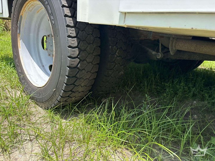 2016-ford-f550-image-24